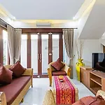 Villa Breeze