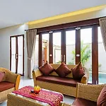 Villa Breeze